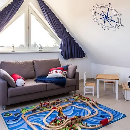 公寓 Moderne Maisonettewohnung In Meernaehe By Interhome